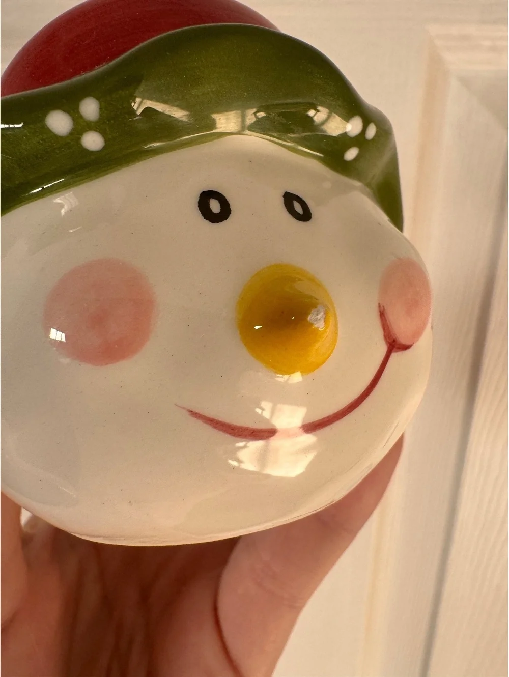 Ceramic Santa Claus and Mrs. Claus Snowman Salt and Pepper Shakers
